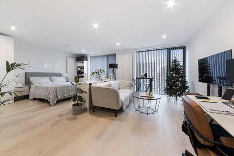 Clipper Street, Newham, London, E16