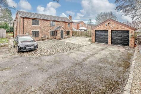 School Lane, Moss Side, PR26