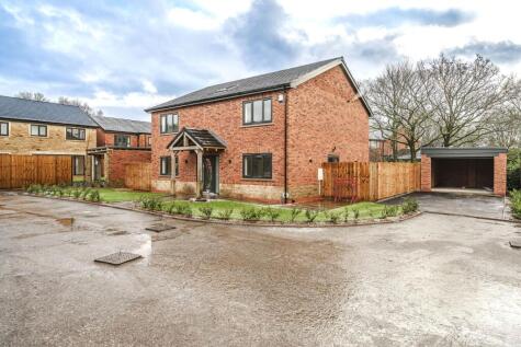 Preston Road, Chorley, PR7