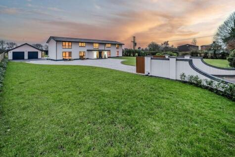 Dunkirk Lane, Leyland, PR26