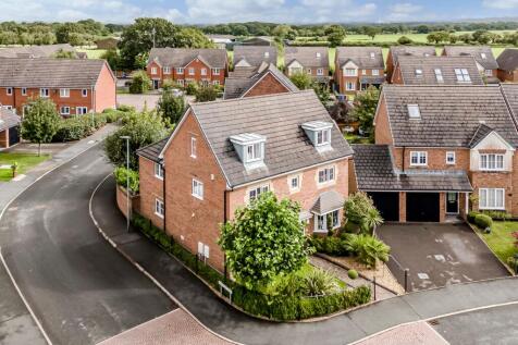 Cortland Avenue, Eccleston, PR7