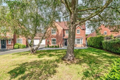 Gleneagles Drive, Euxton, PR7