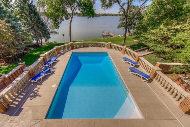 Lakefront Pool