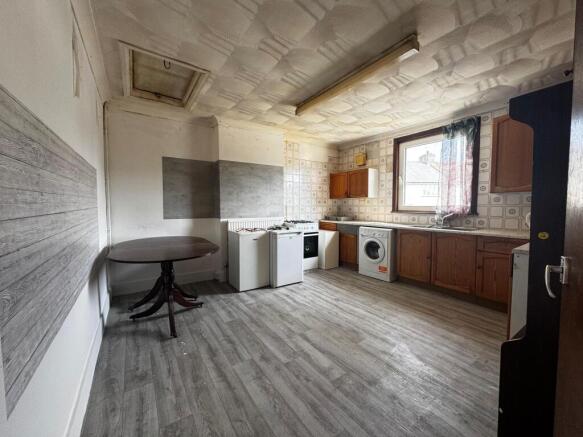 Kitchen / Dining