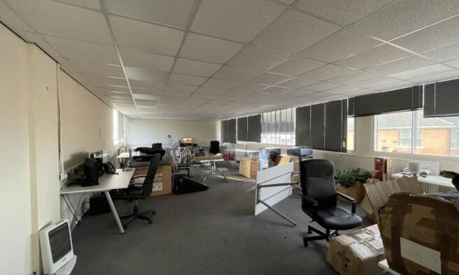 Unit 3 Eldon photo 2.JPG