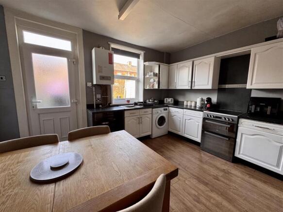 Kitchen/dining room
