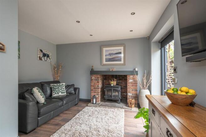 Sitting/Dining Room