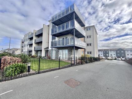 Narrowcliff, Newquay