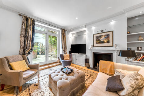 Ennismore Gardens, London, SW7