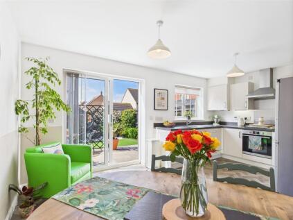 Antonius Close, Caistor, LN7