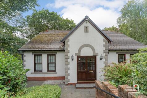 Chenotrie Gardens, Prenton, CH43