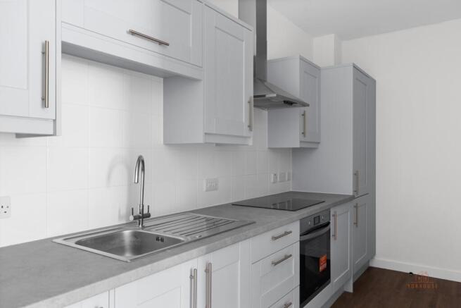 32 holgate park drive 0084-1504