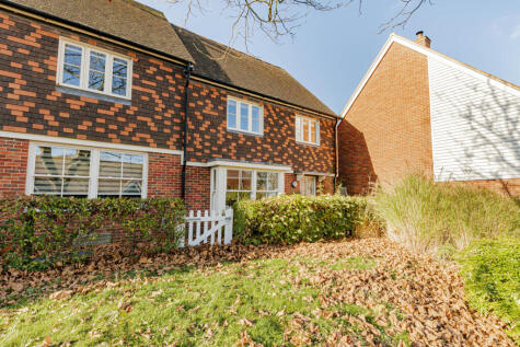 Queens Road, Ash, Canterbury