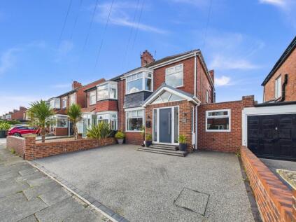 Sunlea Avenue, Cullercoats