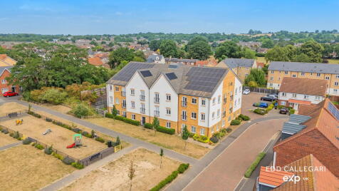 6 Taylor Court, Great Cornard, Sudbury, CO10 0WG