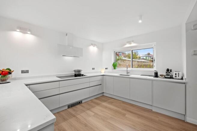Kitchen / Breakfast Room