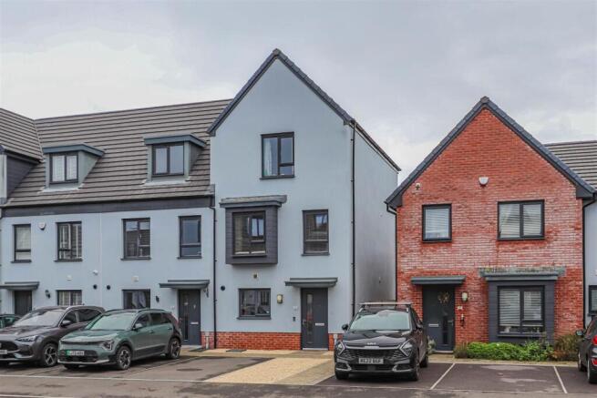 Heol Ty Draw -20.jpg