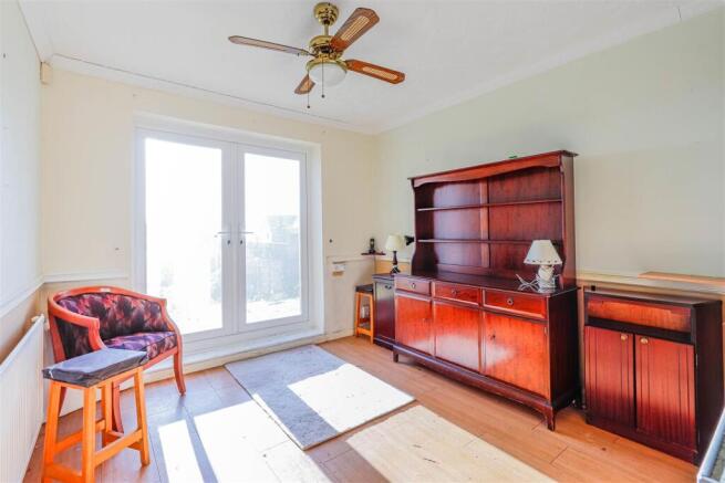 Cadoc Crescent-3.jpg