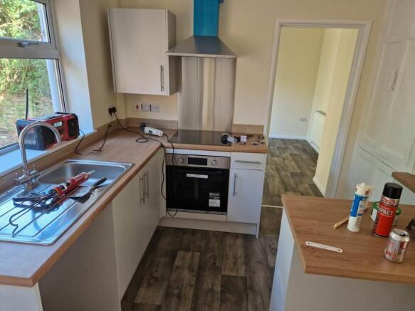 31 Gipsy Patch Lane Kitchen.jpg