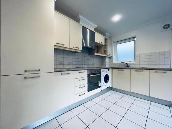 To Let, Rent - 2 bed in Campbell Road, London, E3 