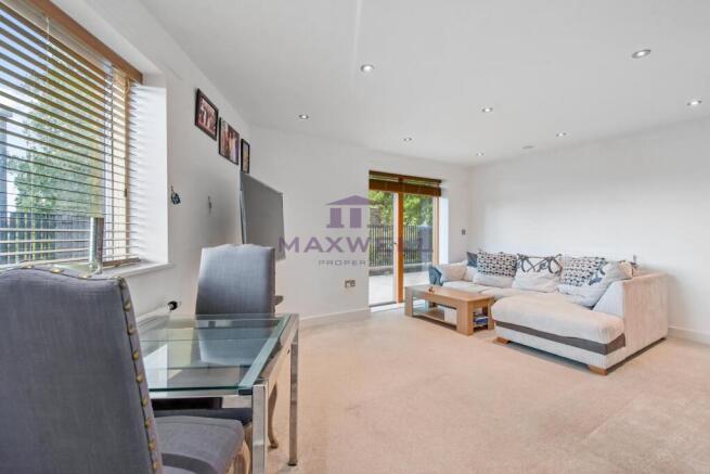 01-42e1GCMPL - 1 Permaine House - Reception -Origi