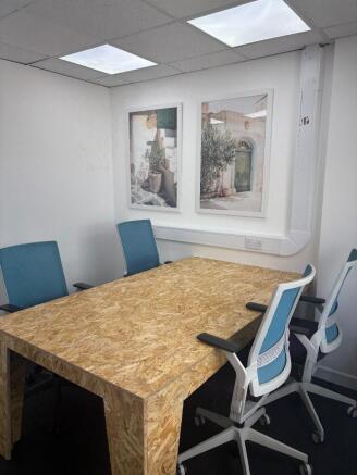 Photo 3