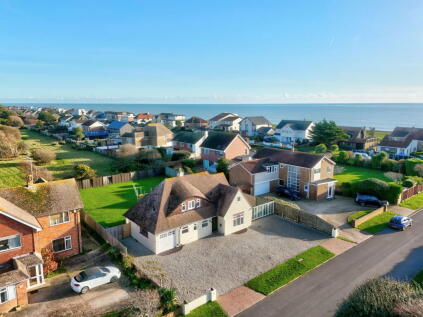 Golden Avenue, East Preston, West Sussex, BN16 1QT