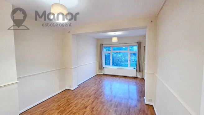 WhatsApp Image 2025-10-21 at 15.35.59 (1)