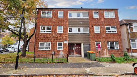 Landseer Avenue, Manor Park, E12 6JD