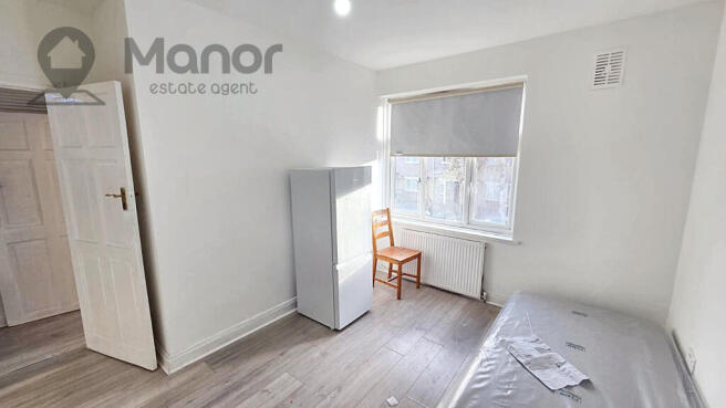 WhatsApp Image 2025-11-19 at 14.39.11