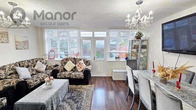 WhatsApp Image 2025-11-19 at 11.34.13 (1)