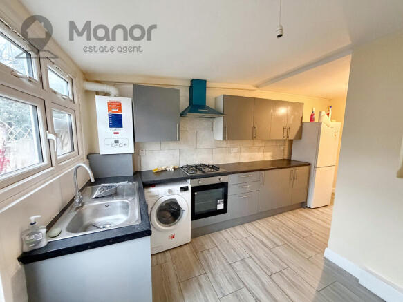 WhatsApp Image 2025-11-23 at 00.39.11 (3)