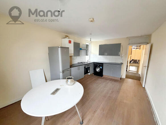 WhatsApp Image 2025-11-23 at 01.02.54