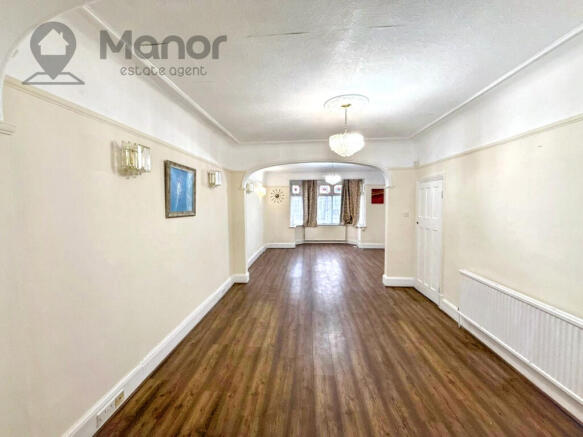 WhatsApp Image 2025-12-23 at 11.51.34 (3)