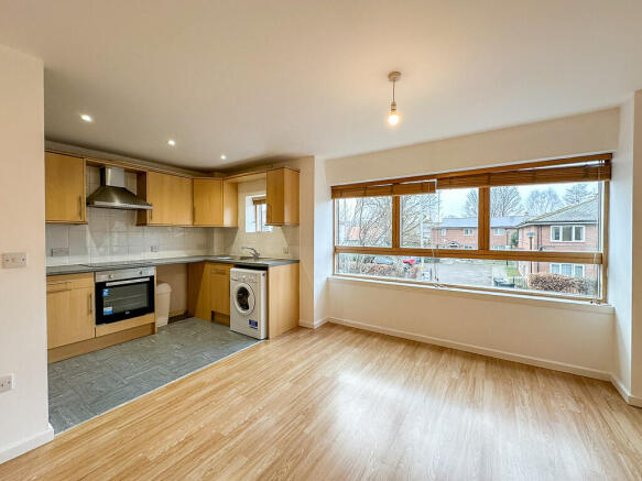 Studio Apartment ...