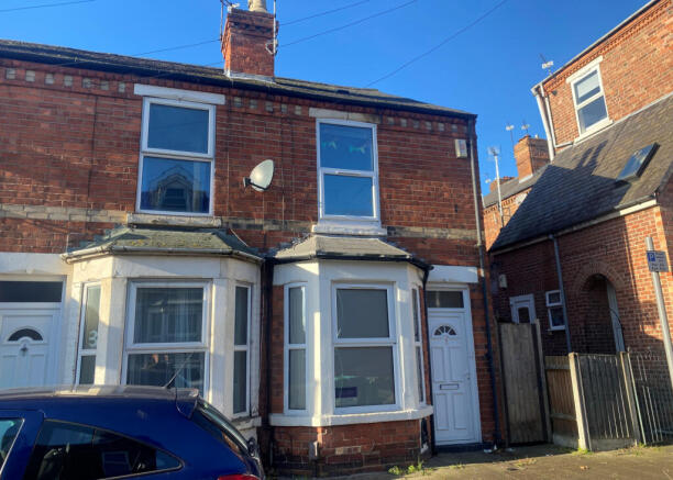 3 Bedroom end terrace house - HMO