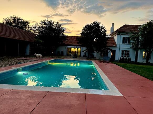 Poolside at dusk (2)