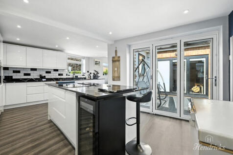 Benfleet Road, Benfleet, SS7 1