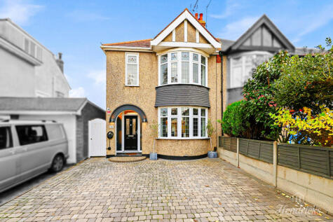 Thorpedene Gardens, Southend-on-sea, SS3 9