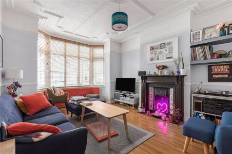 Park Avenue, Mitcham, CR4