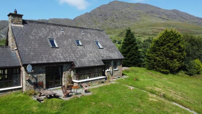 3 Bedroom Property