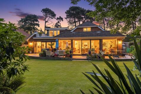 North Drive, Angmering, BN16