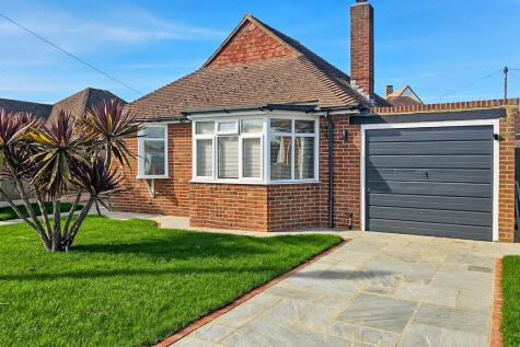 Milton Avenue, Rustington, BN16