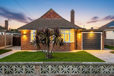 Milton Avenue, Rustington, BN16