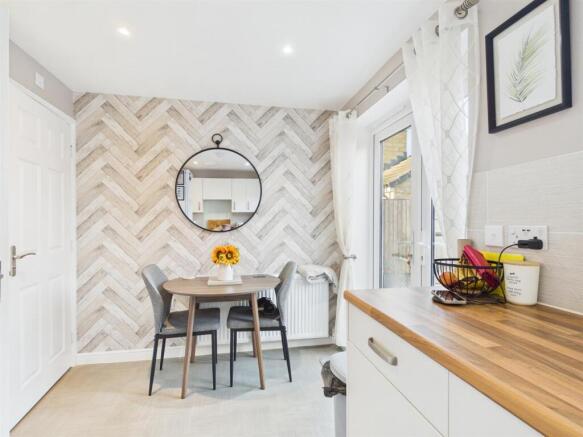 19 Cranmer Road Photos (22).jpg