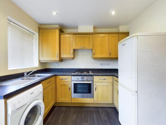 Kitchen (2)