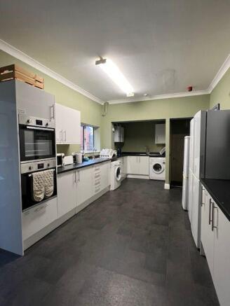 WhatsApp Image 2025-10-17 at 18.06.03_ce4bc85b