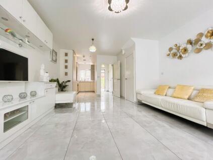 Slough, Berkshire, SL2