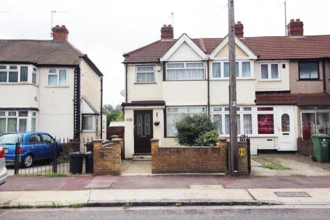 Oval Road South, Dagenham, RM10