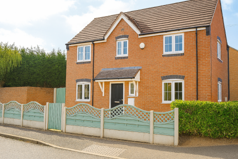 Randall Close, Kingswinford, DY6 8QJ